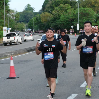 Runner Photo 4085695