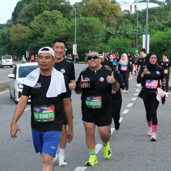 Runner Photo 4085705