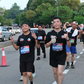 Runner Photo 4085706