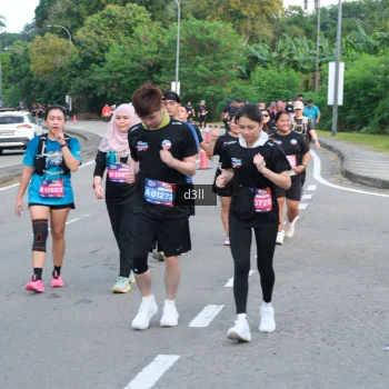 Runner Photo 4085711