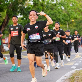 Runner Photo 4085714