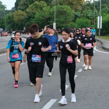 Runner Photo 4085724