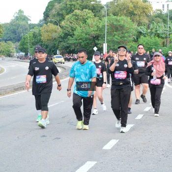 Runner Photo 4085735