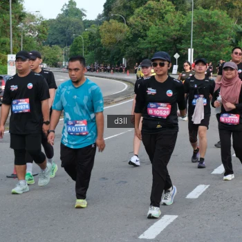 Runner Photo 4085736