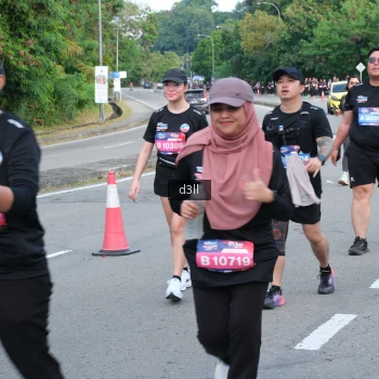 Runner Photo 4085745