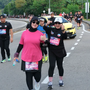Runner Photo 4085755