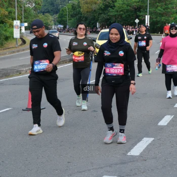 Runner Photo 4085756