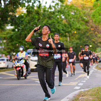 Runner Photo 4085805