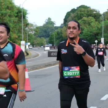 Runner Photo 4085816