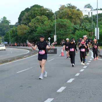 Runner Photo 4085843
