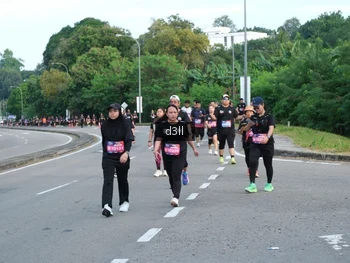 Runner Photo 4085850
