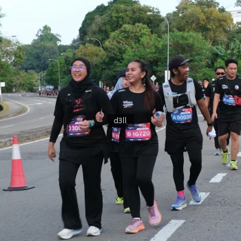 Runner Photo 4085873