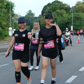 Runner Photo 4085993