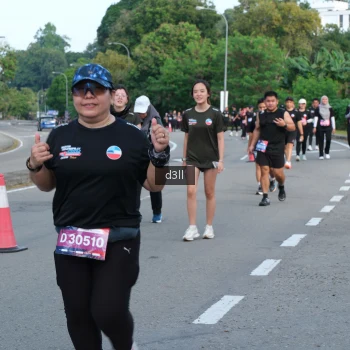 Runner Photo 4086002