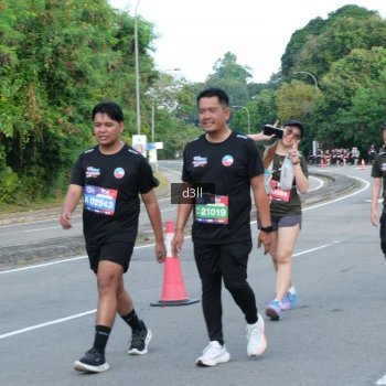 Runner Photo 4086016