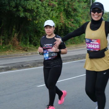 Runner Photo 4086043