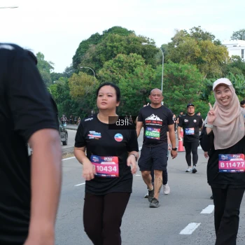 Runner Photo 4086050