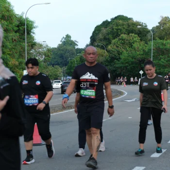 Runner Photo 4086055