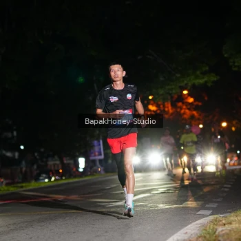Runner Photo 4086060