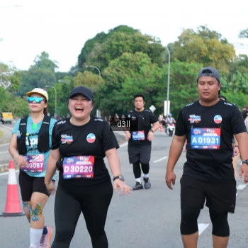 Runner Photo 4086075