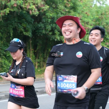 Runner Photo 4086108