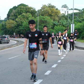 Runner Photo 4086111