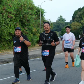 Runner Photo 4086188