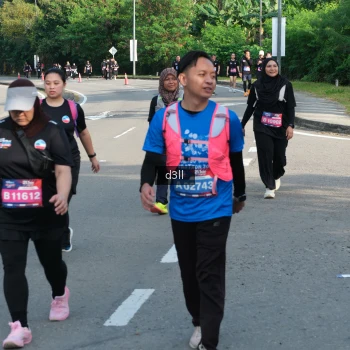 Runner Photo 4086253