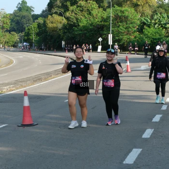 Runner Photo 4086354