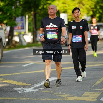 Runner Photo 4086358