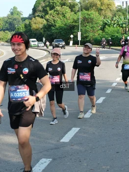Runner Photo 4086518