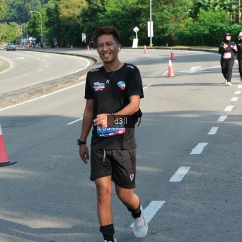 Runner Photo 4086535