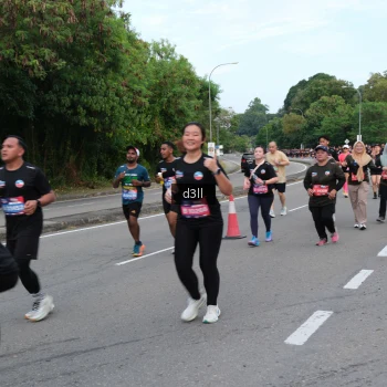 Runner Photo 4086590