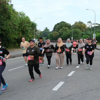 Runner Photo 4086593