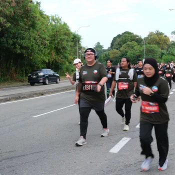 Runner Photo 4086610