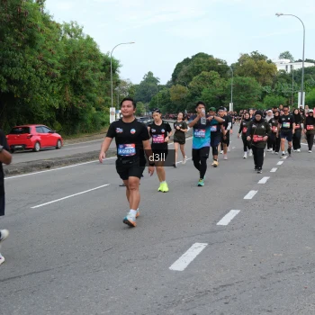 Runner Photo 4086616