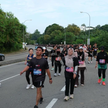 Runner Photo 4086650