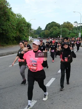 Runner Photo 4086672