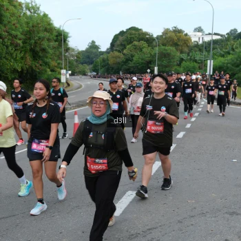 Runner Photo 4086704