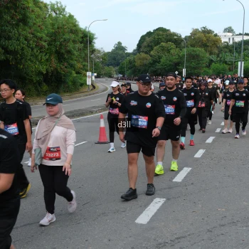 Runner Photo 4086711