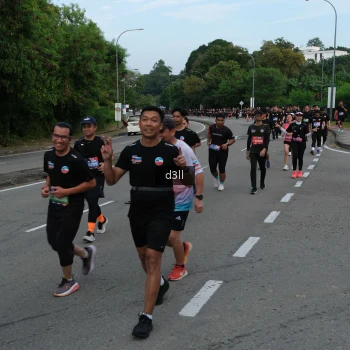 Runner Photo 4086735