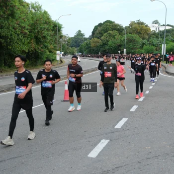 Runner Photo 4086742