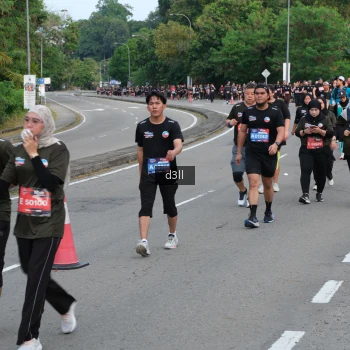 Runner Photo 4086800