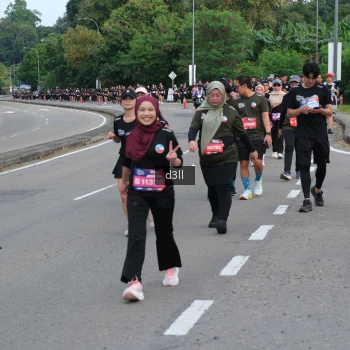Runner Photo 4086869