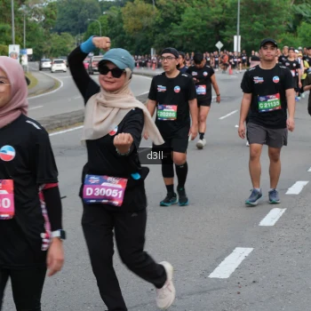 Runner Photo 4086874