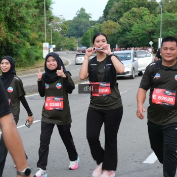 Runner Photo 4087052