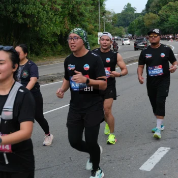 Runner Photo 4087085