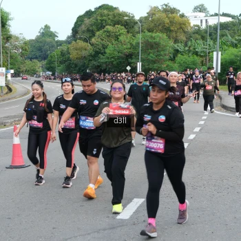 Runner Photo 4087100
