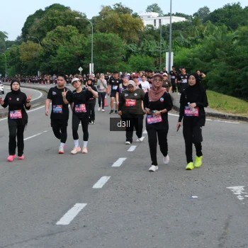 Runner Photo 4087110