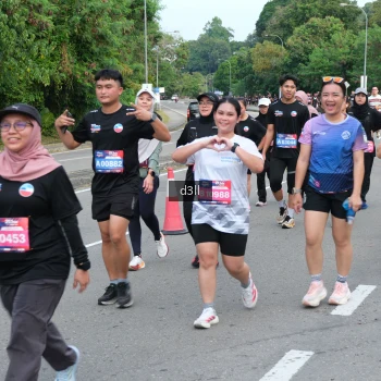 Runner Photo 4087118